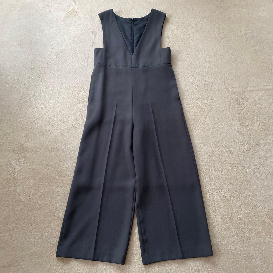 アルアバイル　Ｖネック　オールインワン