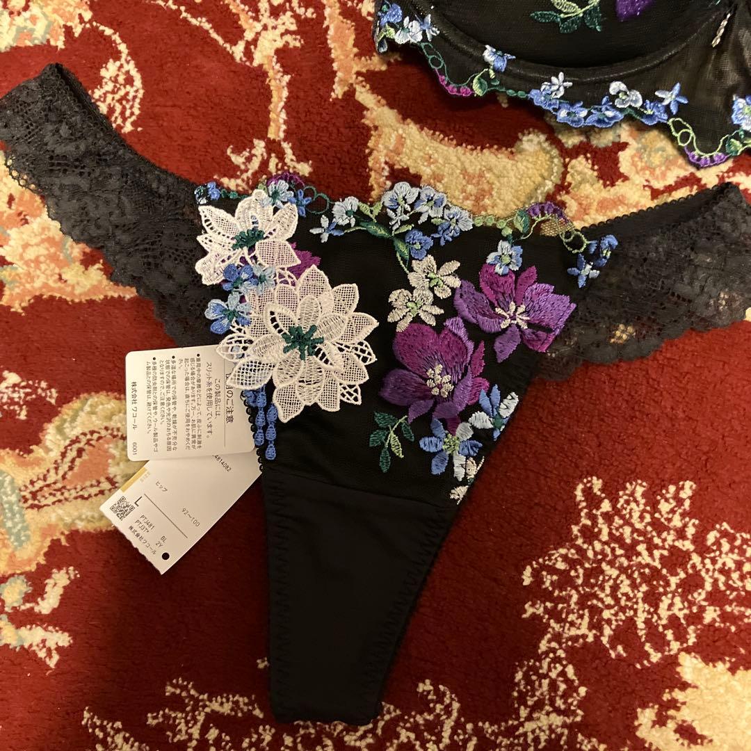 値下げ‼️サルート 81 BL ブラック P-upブラ&ソング&ショーツG80 L