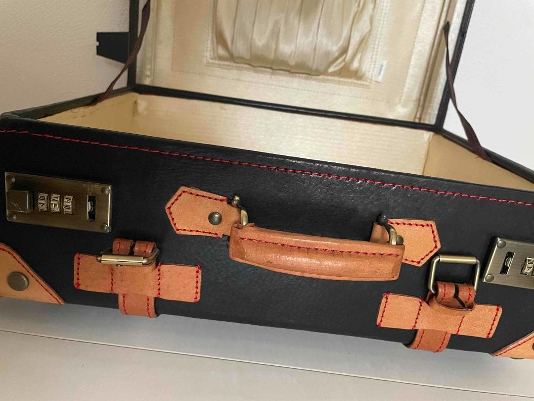 ユーラシアトランク　本革黒キャメル　機内持ち込み　キャリーカート　旅行鞄　シフレ