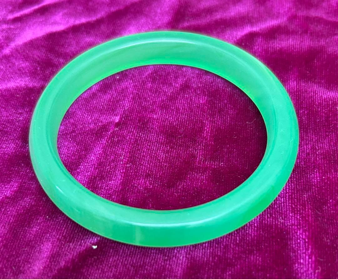 本瑪瑙のバングル. M118