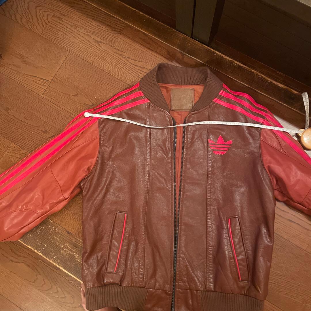 adidas ビンテージ　(本革)レザージャケット　秋セール　22.000円