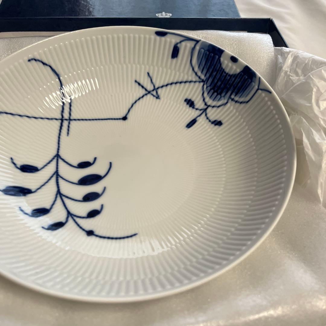 ロイヤルコペンハーゲン ブルーフルーテッド メガ フルーツ ボウル 577