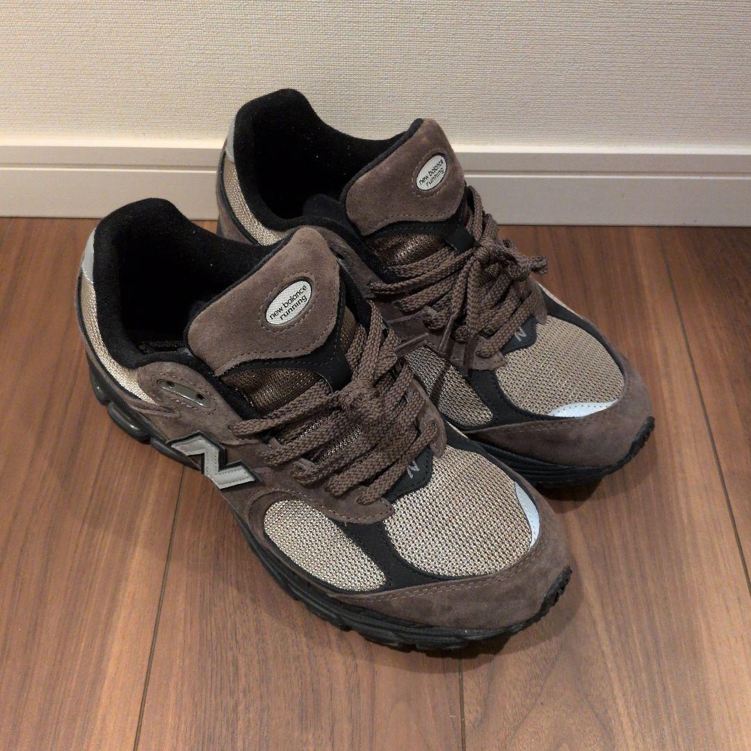 靴 NewBalance2002RDarkMushroomBlackMushroom