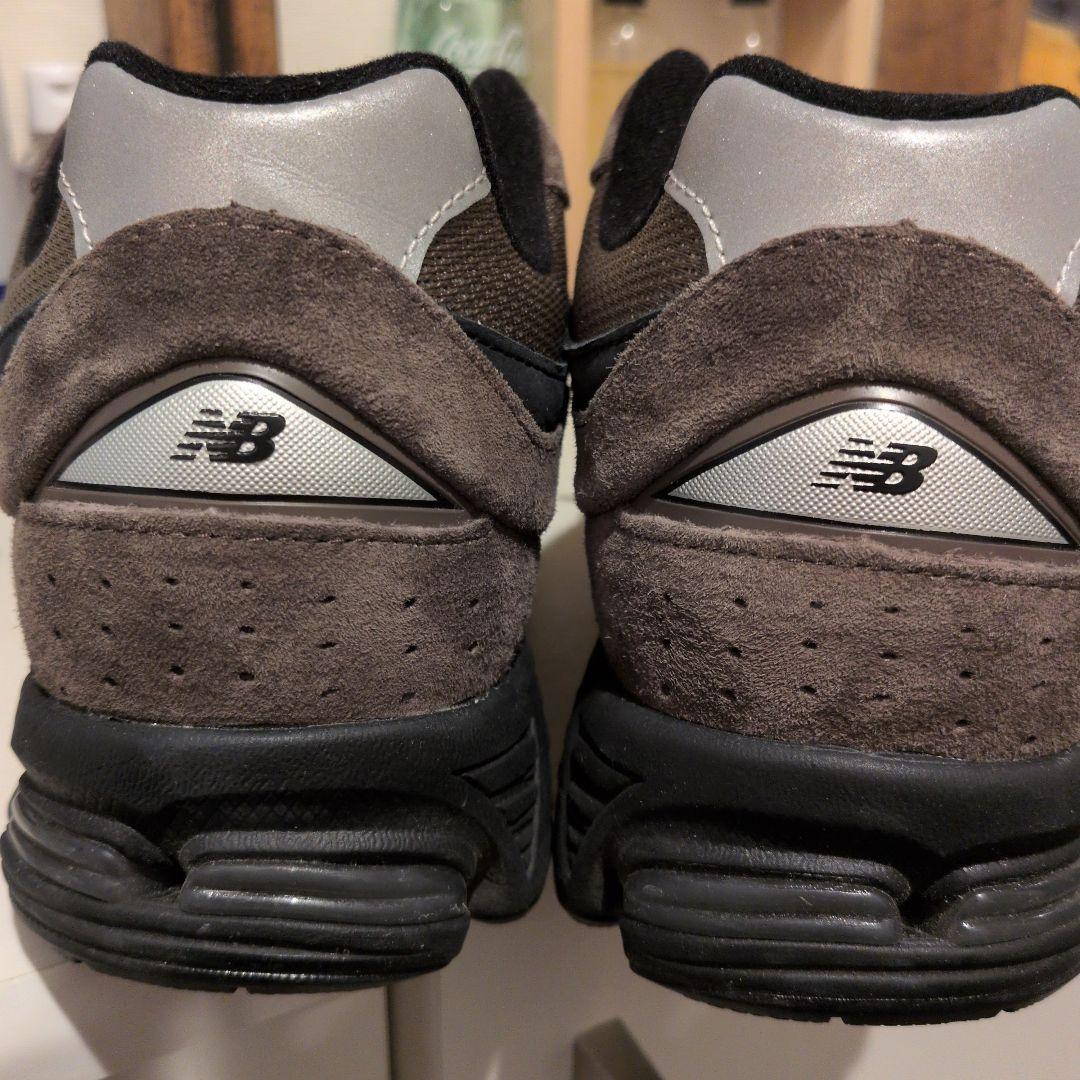 靴 NewBalance2002RDarkMushroomBlackMushroom