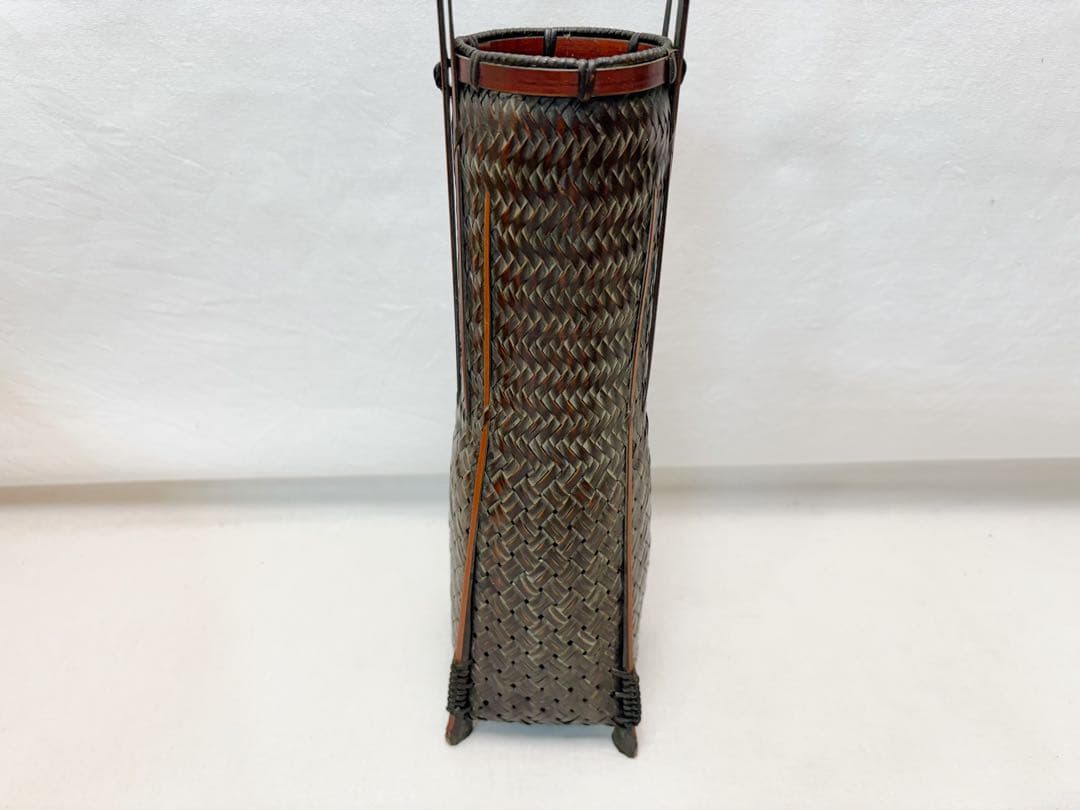 未使用 華道具 竹 手持ち 唐物写花籠 落とし付き 和室 茶室 竹細工 花器