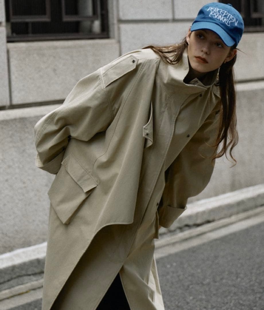 クレドナ　アレンジトレンチコート　ベージュ オーバーサイズ