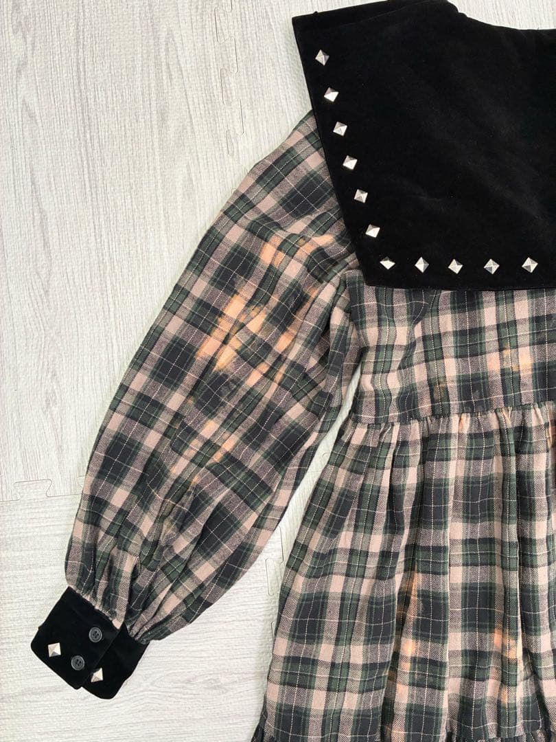 【新品タグ付き】Roy reflect overjoy チェック柄　スタッズ付き