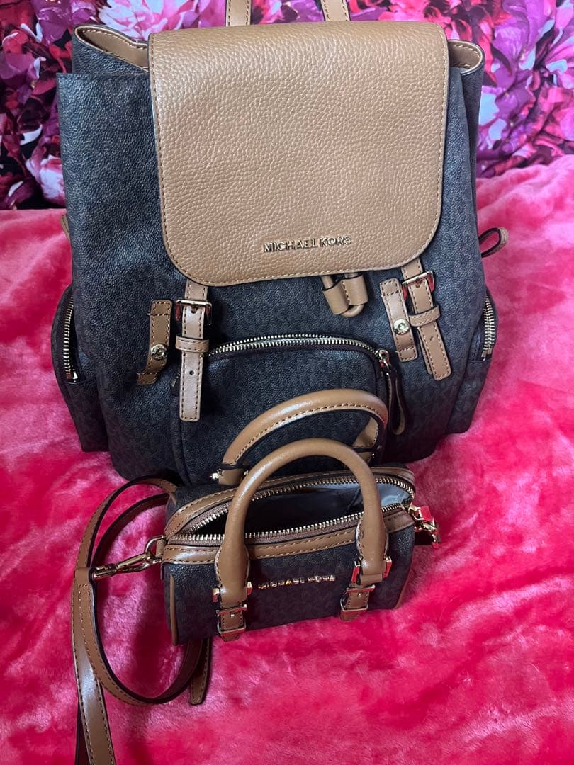 マイケルコース リュック