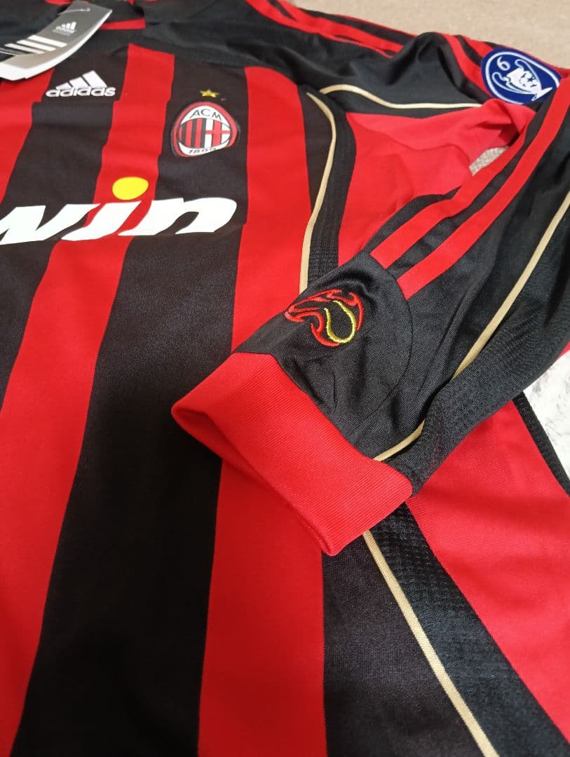 ACミラン#10 adidas シャツ 赤黒 ストライプ Mサイズ 新品 長袖