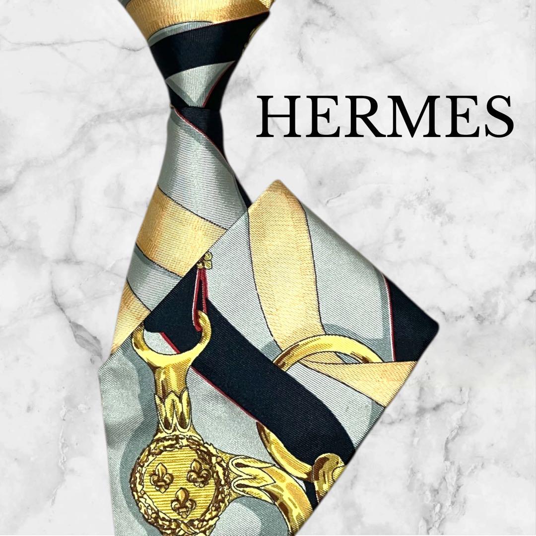 HERMES エルメス　ネクタイ　スカーフ柄