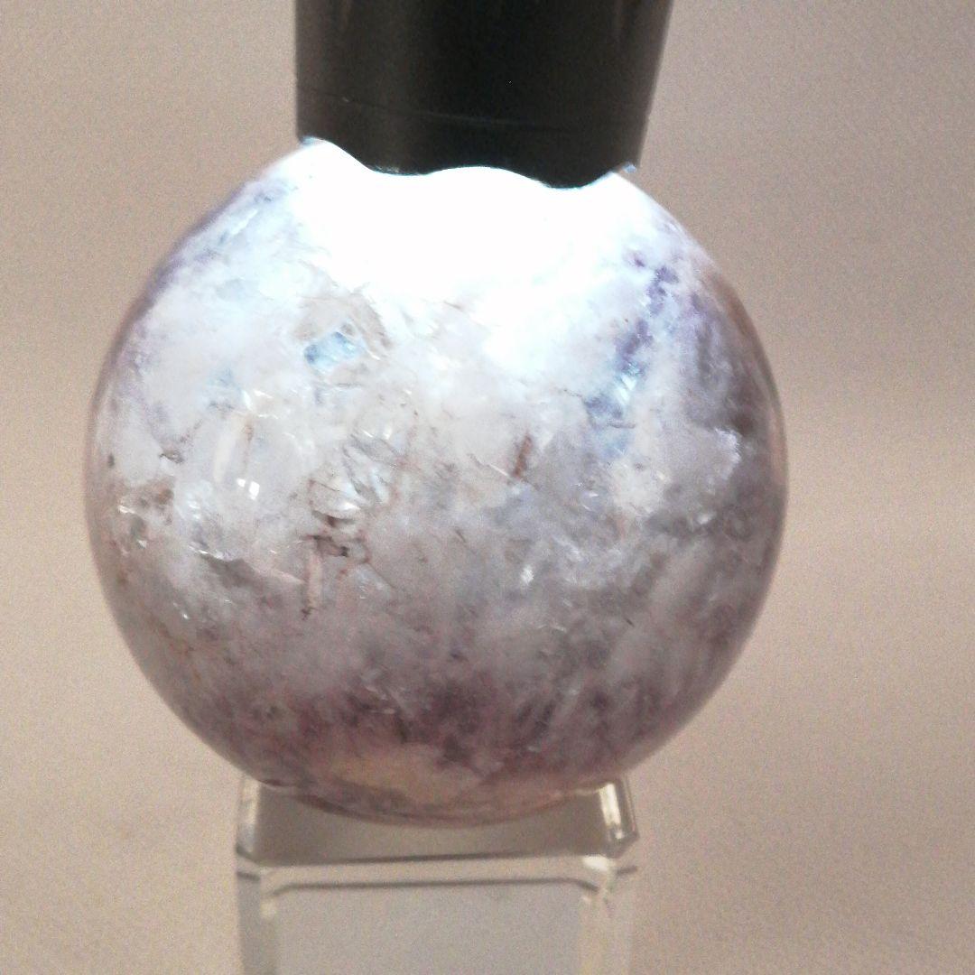 【新品】アメジストのキラキラ結晶の中に花が咲いている綺麗なピンアメ　12-17