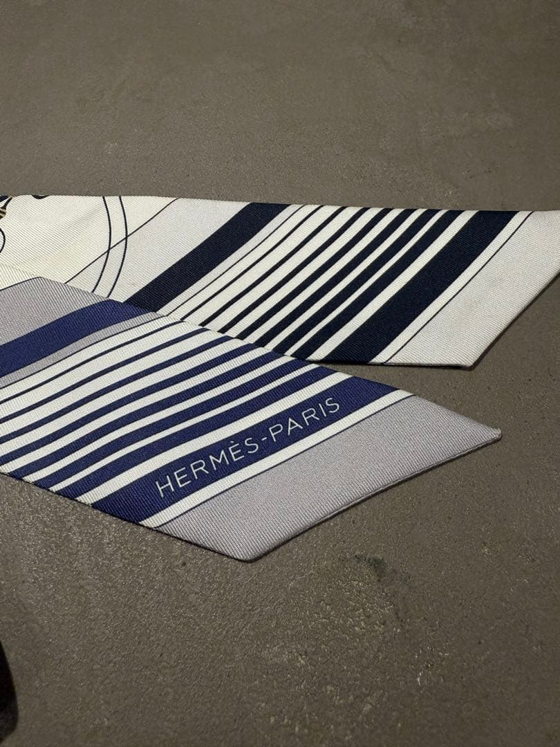 HERMES エルメス ツイリー エクスリブ 未使用に近い