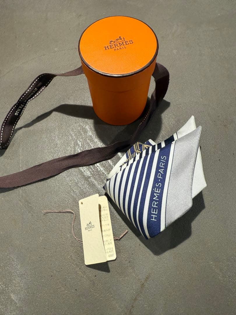 HERMES エルメス ツイリー エクスリブ 未使用に近い