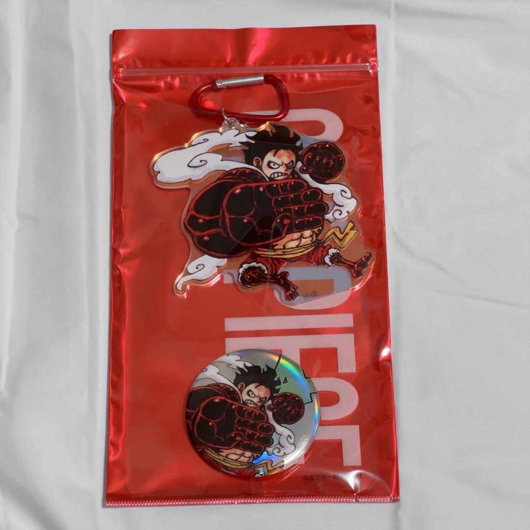 ワンピース 応募者全員サービス オーロラアクキー＆メタリック缶バッジ5種セット