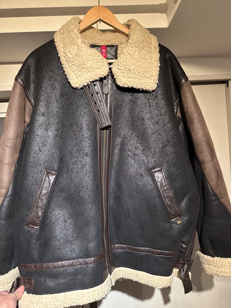 ALPHA INDUSTRIES × monkey time フライトジャケット