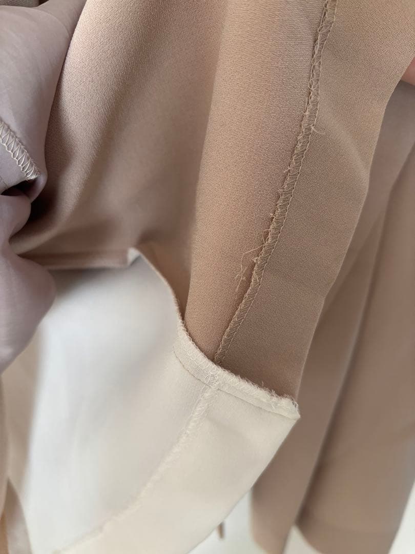 グレースコンチネンタル ラインバイカラードレス　ベージュ　36