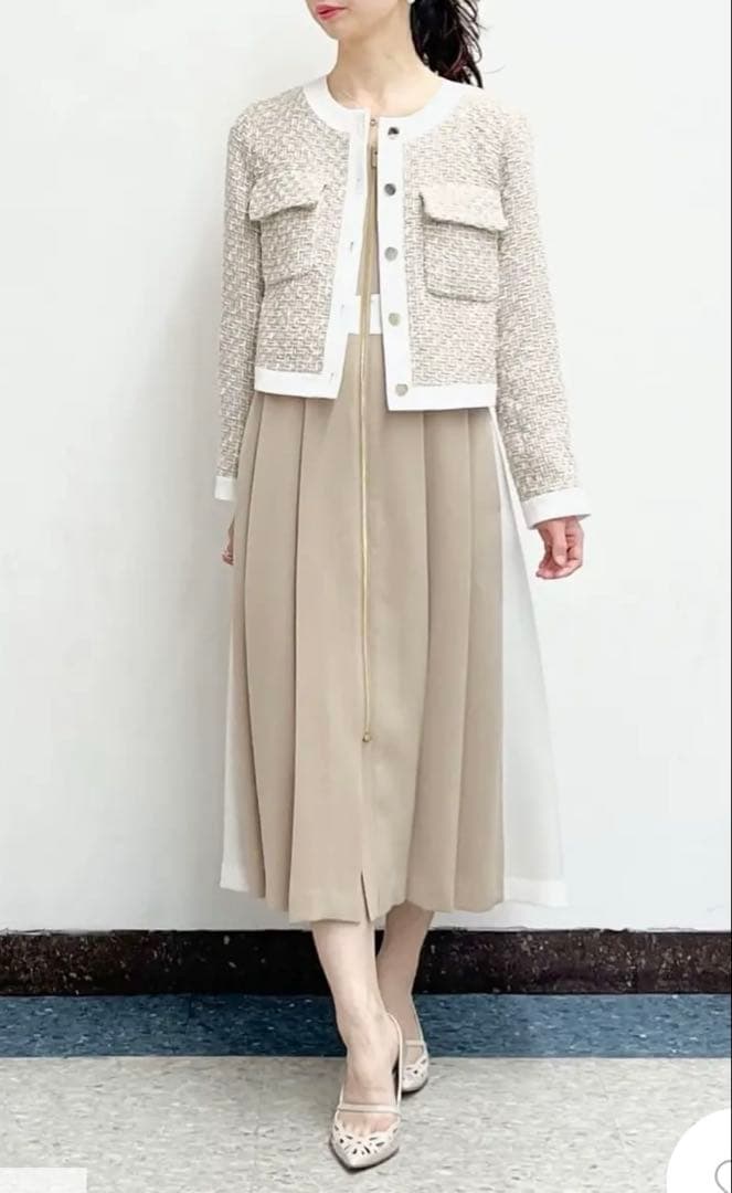 グレースコンチネンタル ラインバイカラードレス　ベージュ　36