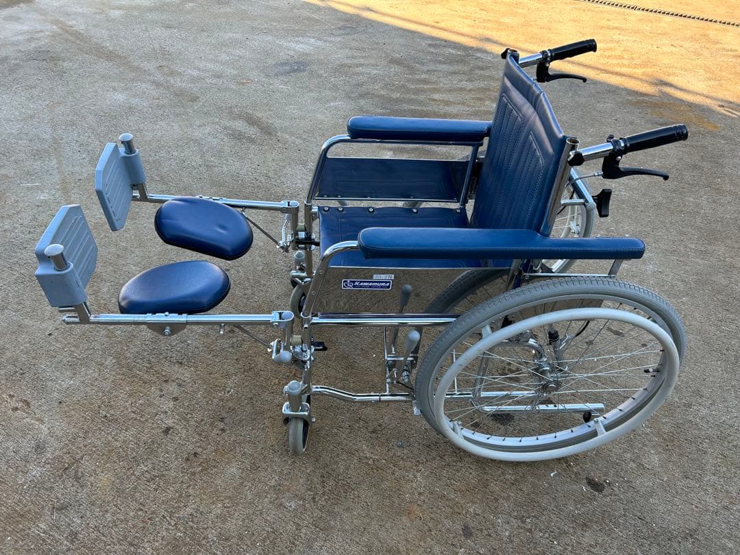 折りたたみ式 自走式カワムラ リクライニング 介助用 車椅子 車いす