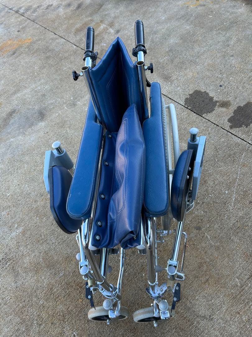 折りたたみ式 自走式カワムラ リクライニング 介助用 車椅子 車いす