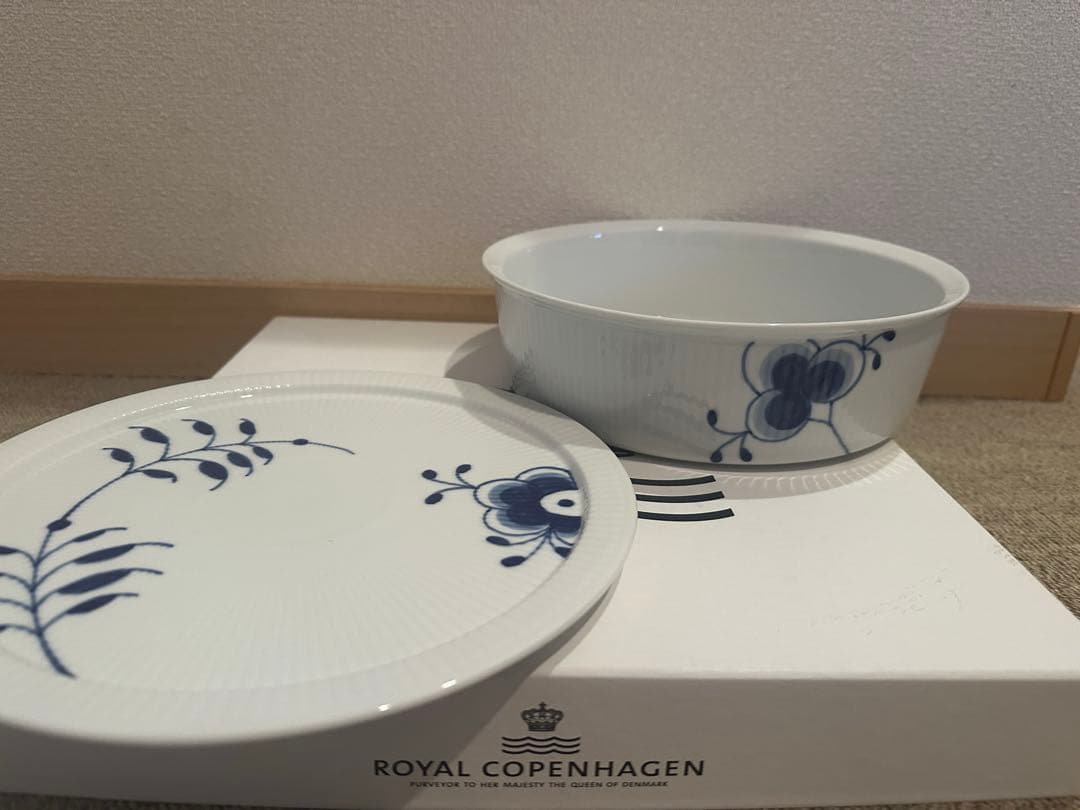 ロイヤルコペンハーゲン　ブルーフルーテッドメガ