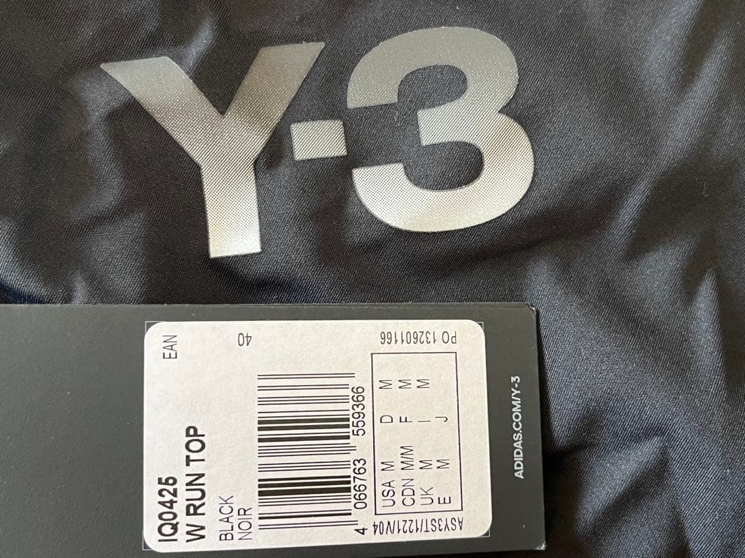 Y-3 　アディゼロ　ラントップ