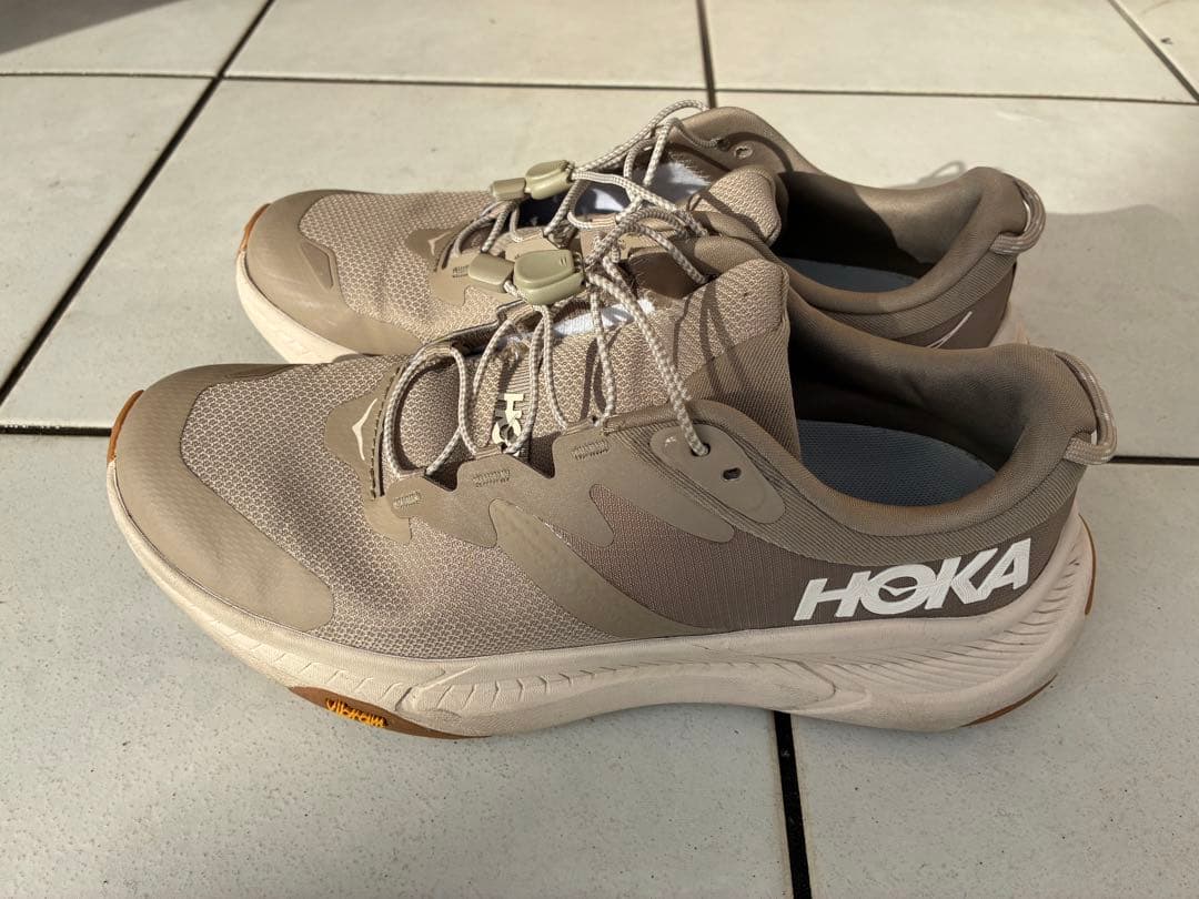 【HOKA】 TRANSPORT DEGG トランスポート　ベージュ