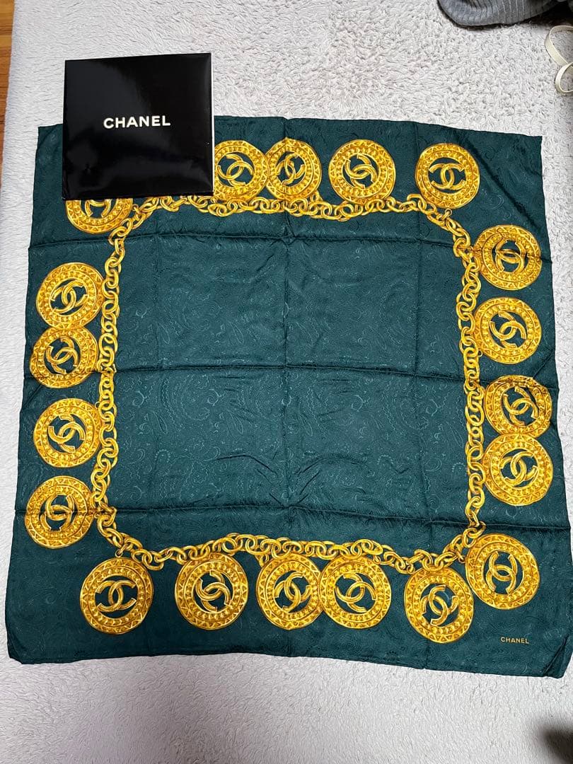 CHANEL シャネル ダークグリーン シルクスカーフ ヴィンテージ
