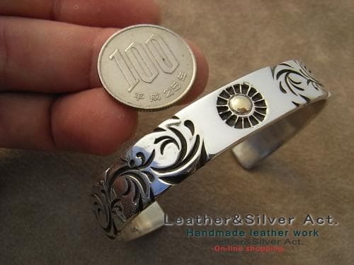 シルバーバングル　シルバー925、ｋ18　手彫り、唐草、メンズ ハンドメイド