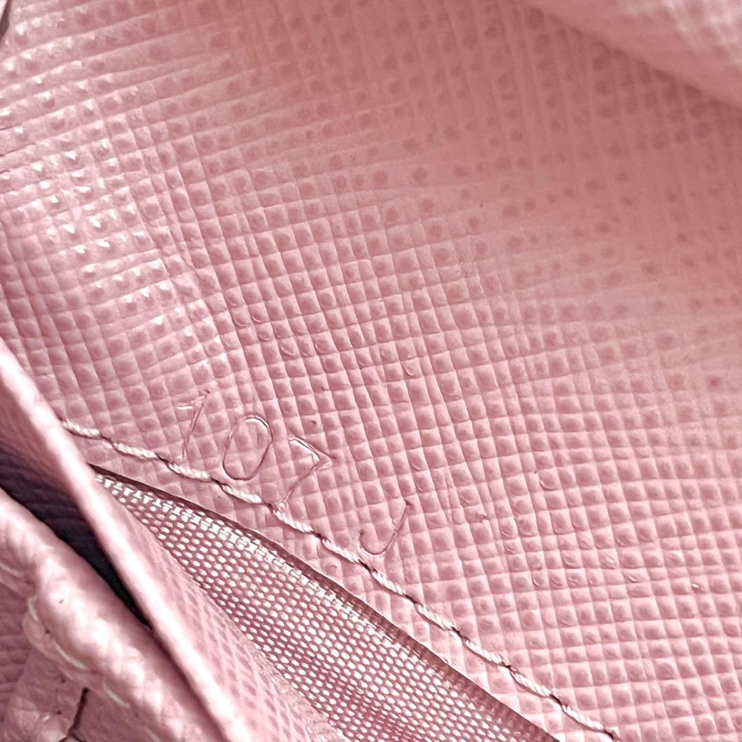 PRADA サフィアーノ 二つ折り財布 ピンク コンパクト 箱付き　0205-①