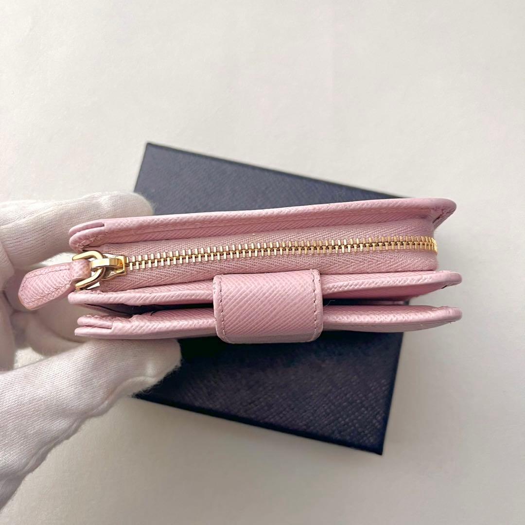 PRADA サフィアーノ 二つ折り財布 ピンク コンパクト 箱付き　0205-①