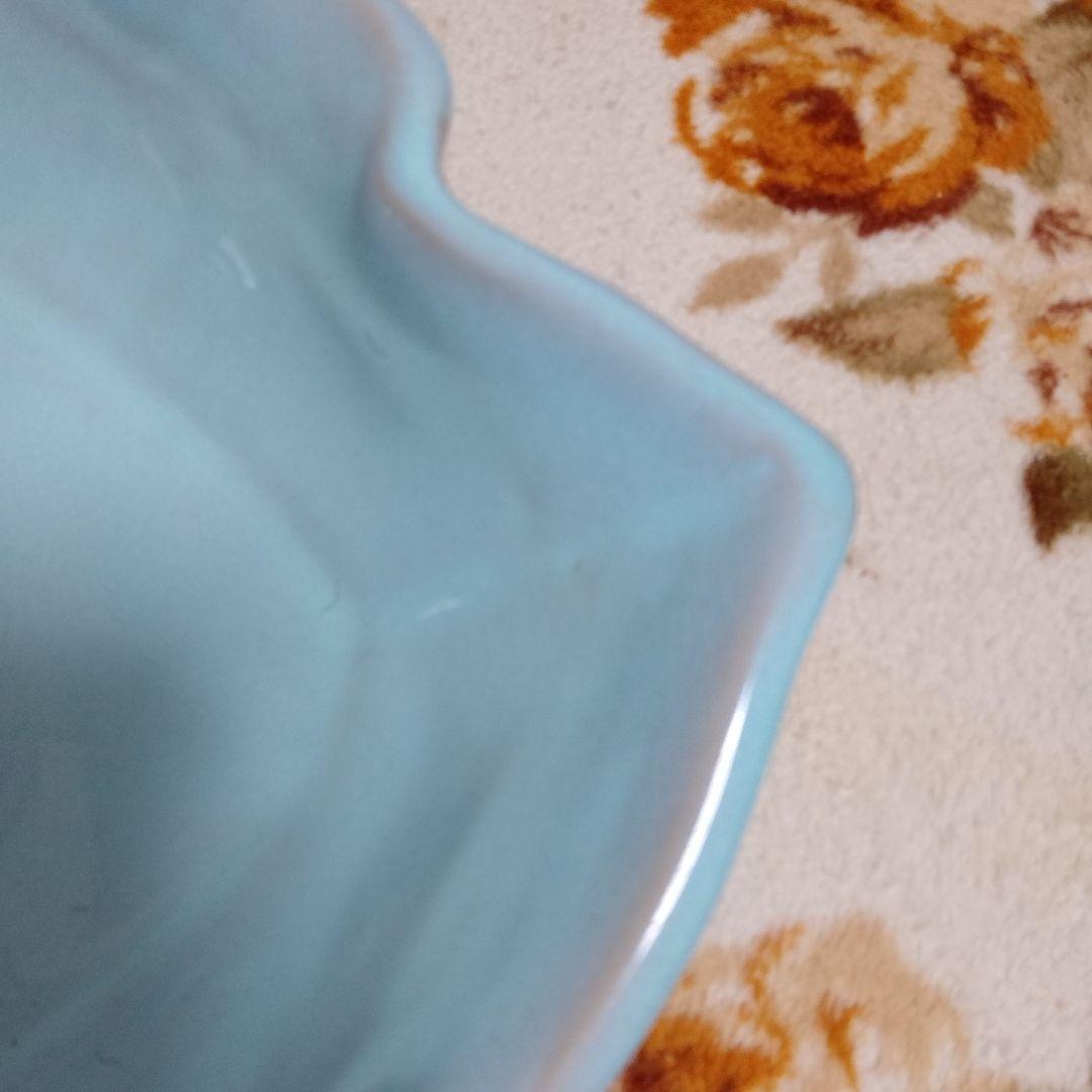 水色 葉形状 陶器 花器