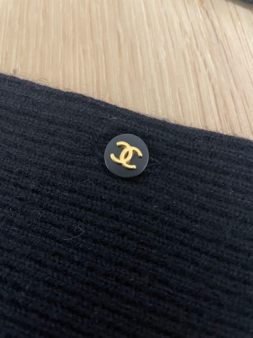 CHANEL黒ブラック★ココマークボタン　リブハイネックセーター　カシミア