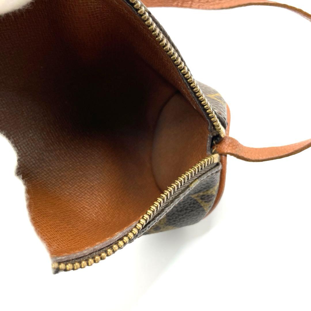 Louis Vuitton パピヨン付属のポーチ