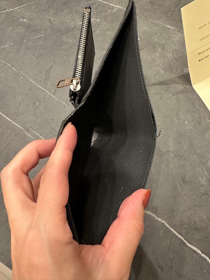 正規品　ルイヴィトン　ポルトフォイユ　アメリゴ　タイガ　二つ折り財布