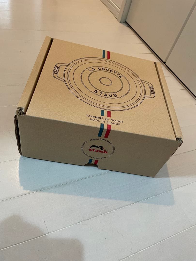 新品　ストウブ　シャイニーブラック