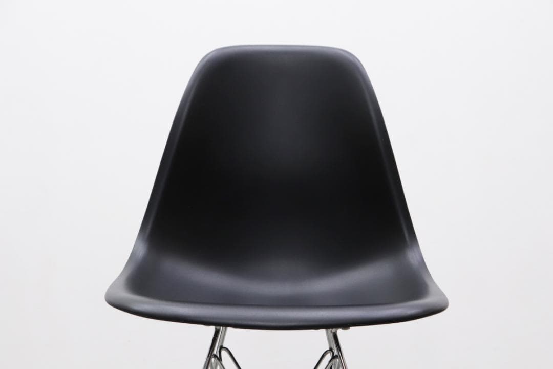 ヴィトラ プラスチック シェルチェア ワイヤーベース ダイニングチェア