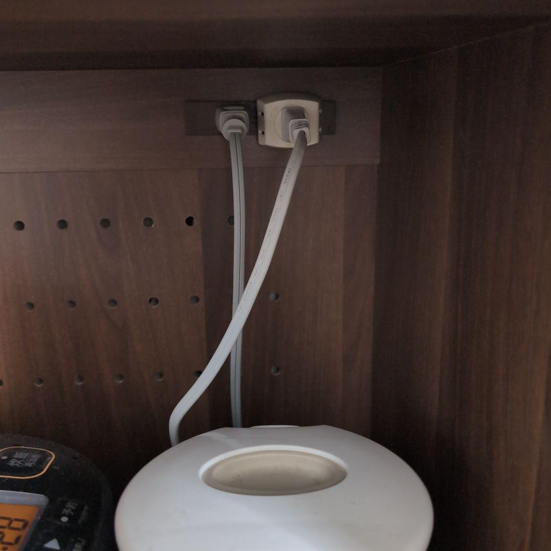 【最終値下げ】送料込み！ブラウン木製食器棚　幅88cm奥行40cm高さ83cm