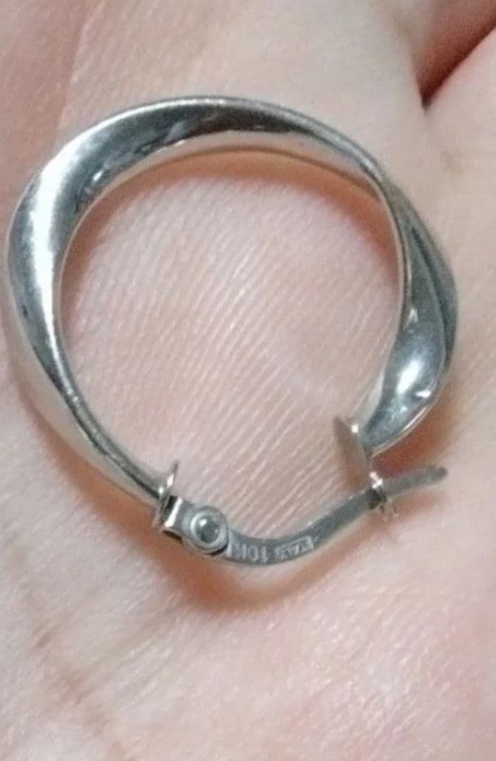 マ*リ様 k10ピアス