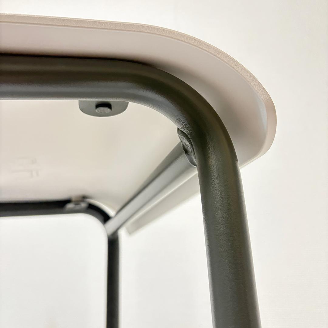 完売色 Vitra ヴィトラ スタンダードSP ウォームグレー・バサルト