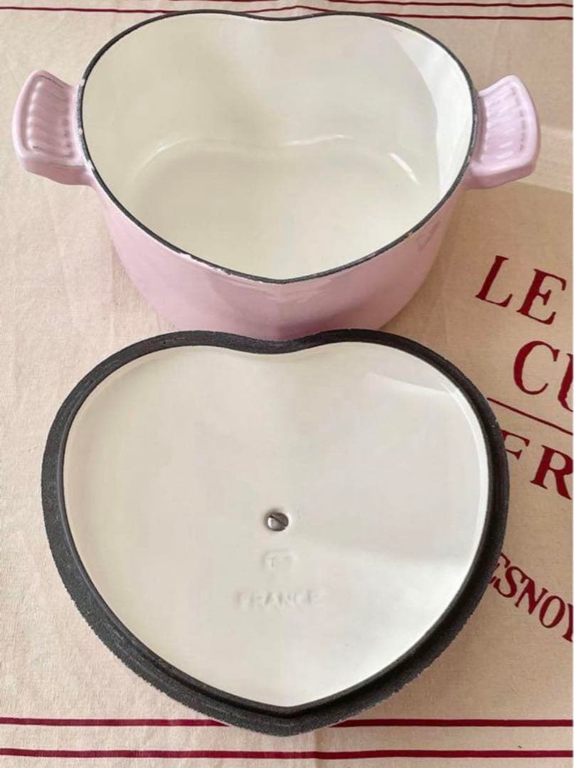 ＊＊ココット・ダムール　ル・クルーゼ＊＊美品　サテンピンク　希少激レア