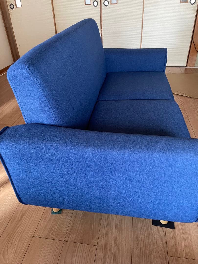 本日限り　北欧風　モダンソファー　完成品