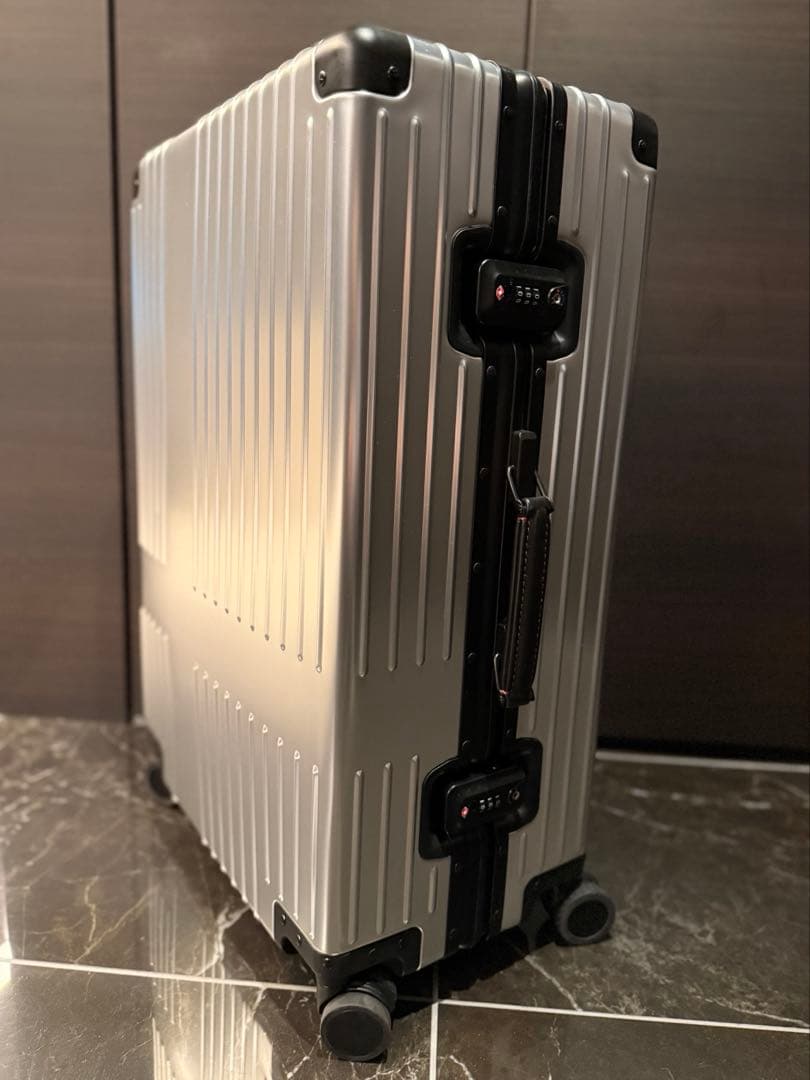 innovator イノベーター アルミ 70ℓ メタル シルバー ブラック