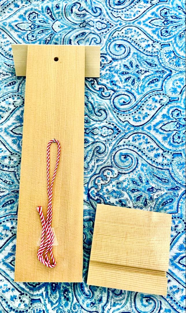 厄除開運！金運！そのまま祀れます。台座付き春日大社　木札お守り護符　商売繁盛