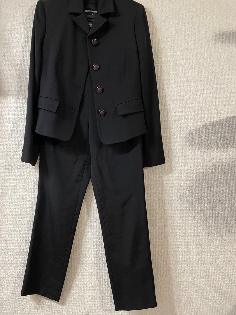 美品！イタリア製！VERSACE ヴェルサーチ　レディーススーツ上下 Sサイズ