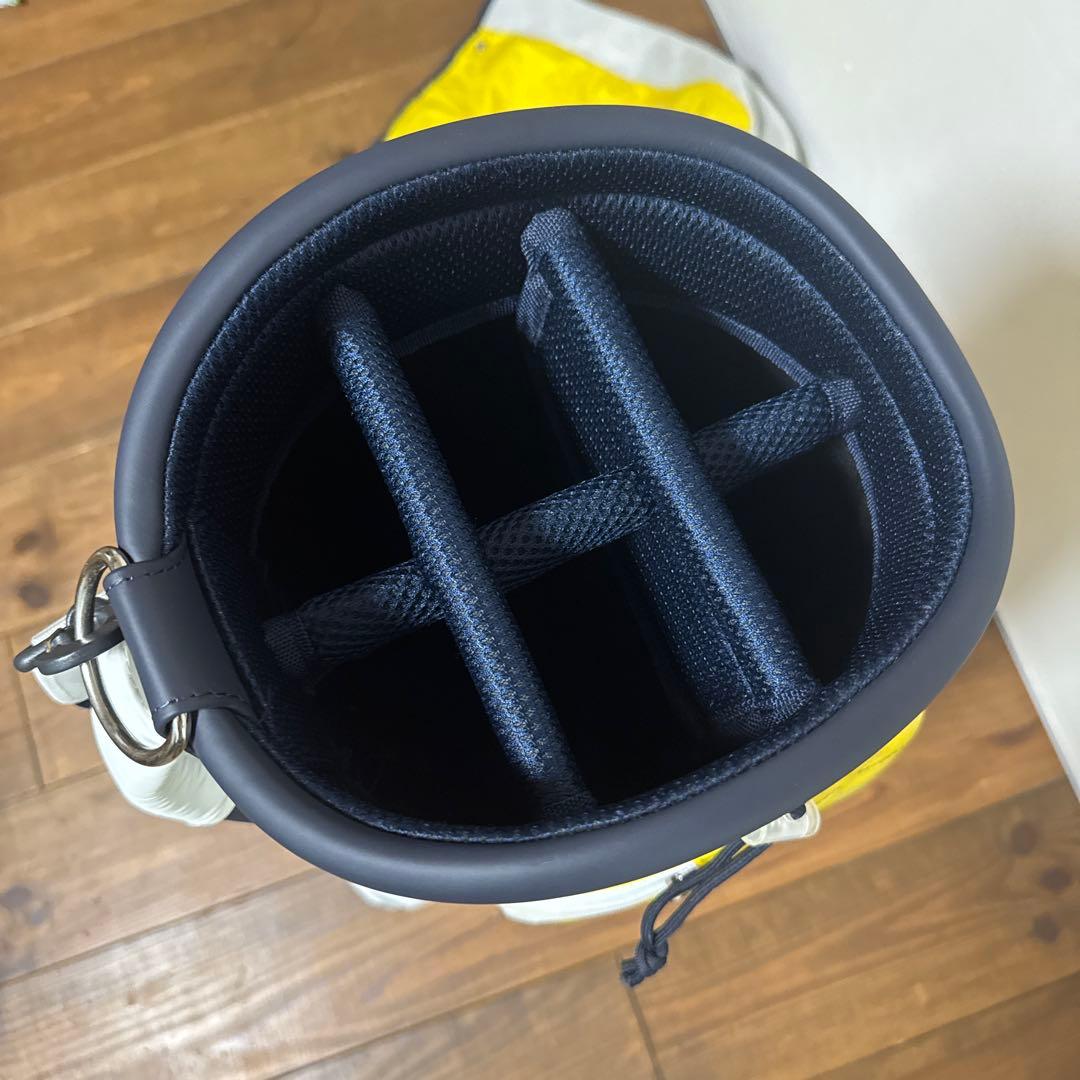 マンシングウェア　キャディバッグ　イエロー