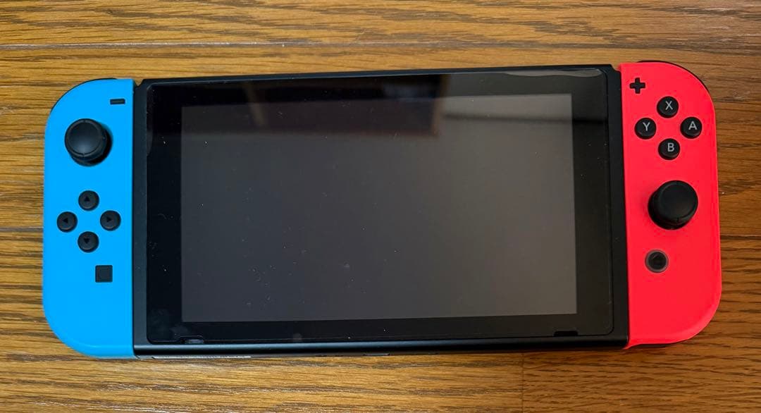 じ*ん様 Nintendo Switch ネオンレッド/ネオンブルー 本体