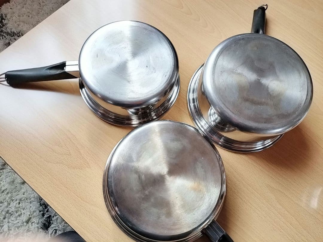 Amwayステンレス鍋・中フライパン大ソースパン中ソースパン3点セット