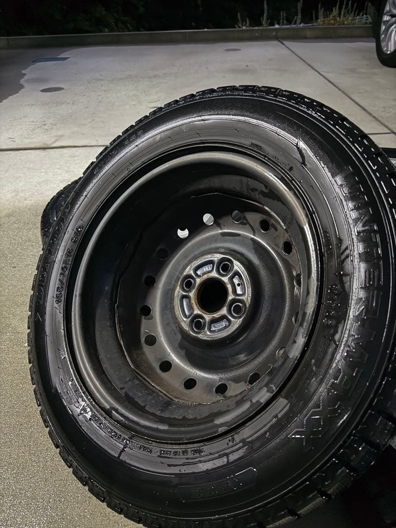 ソリオ　スタッドレス　165/70R14　20年製　タイヤホイールセット