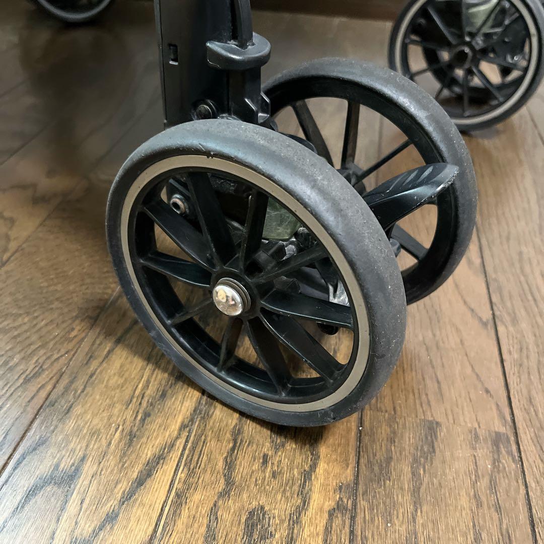 【クリーニング済✨おまけ付】Combi スゴカルα 4キャス compact