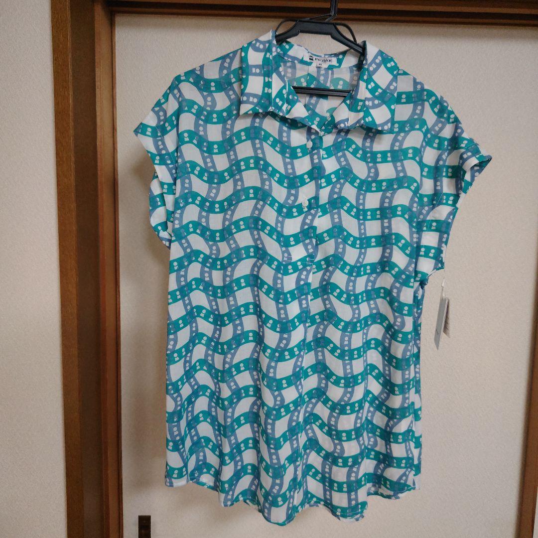 フェリアさま専用　PICONE 新品タグ付き　半袖シャツ 40